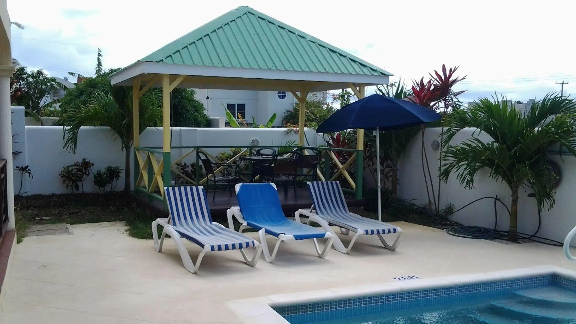 Sungold House Barbados Διαμέρισμα Douglas